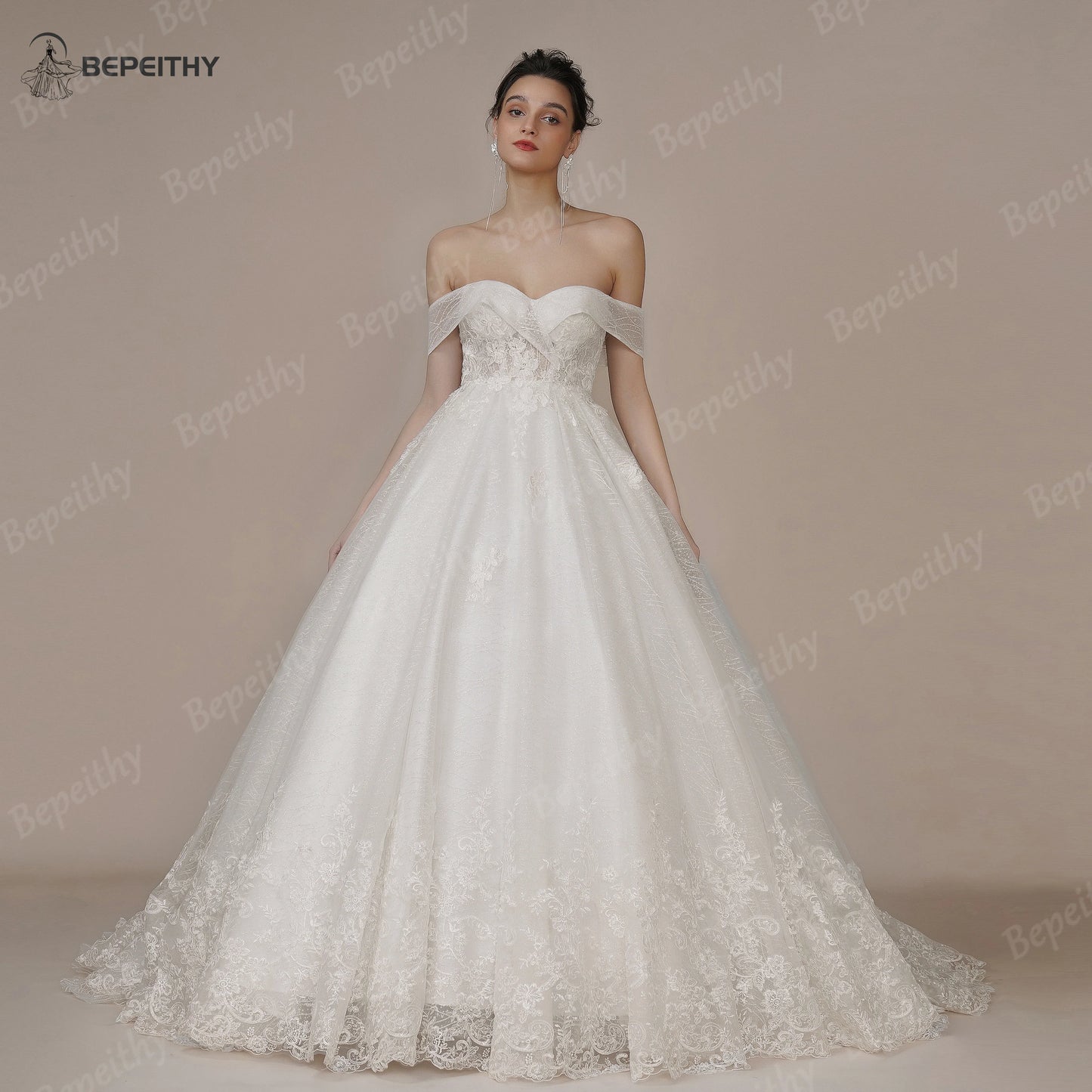 White Bridesmaid Dresses: Princess Vintage Ivory Wedding Dress For Women Strapless