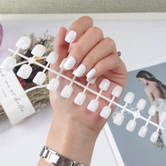 24Pcs Short Square Round Head Shiny Wearable Fake Nails Strip Simple Solid Color