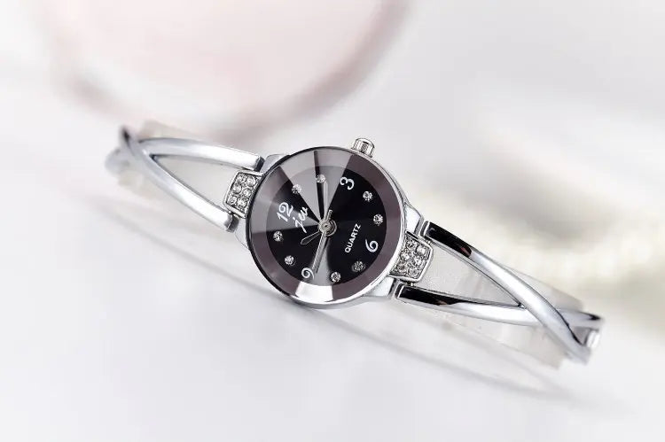 New Trendy Women Bracelet Watch Mujer Relojes Small Dial Quartz Leisure Popular Wristwatch Hour Female Elegant Watches