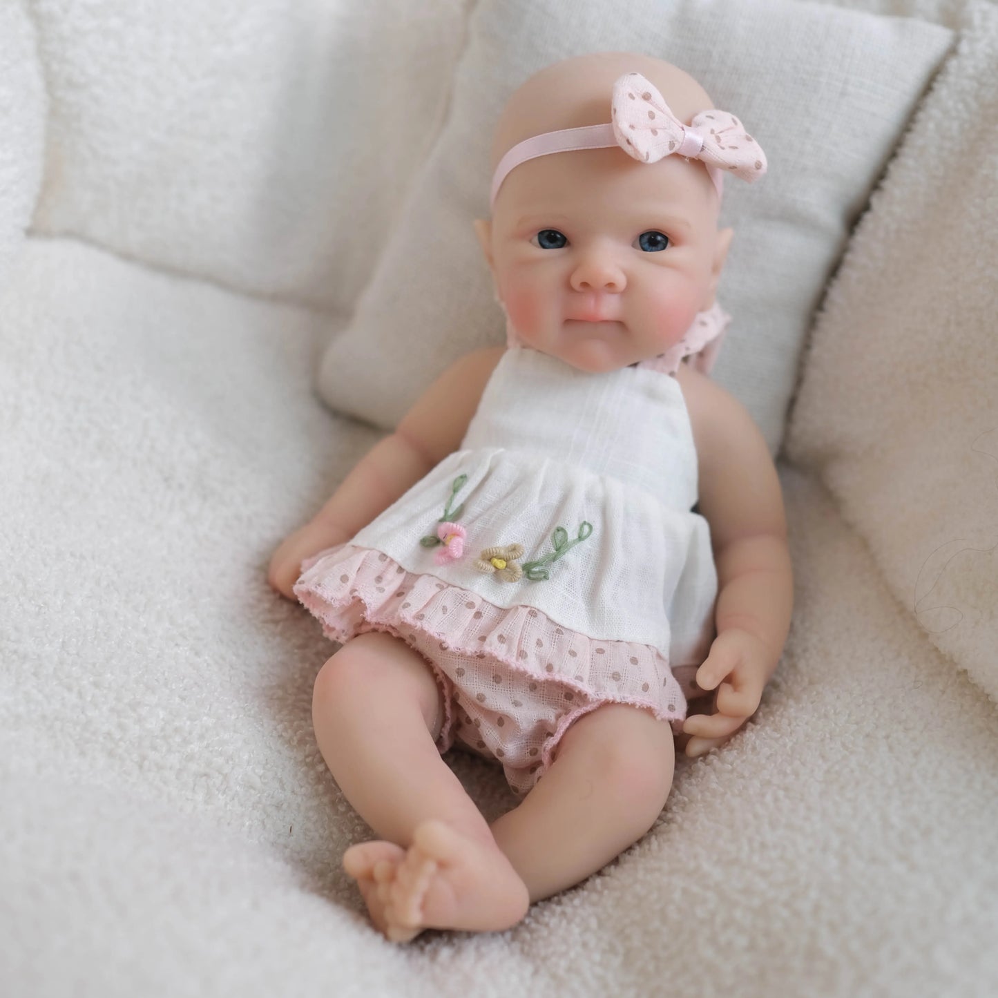 NPK 8inch Squishy Elastic Platinum Silicone Baby Doll Bettie Girl Soft Solid Weighted 320 Grams