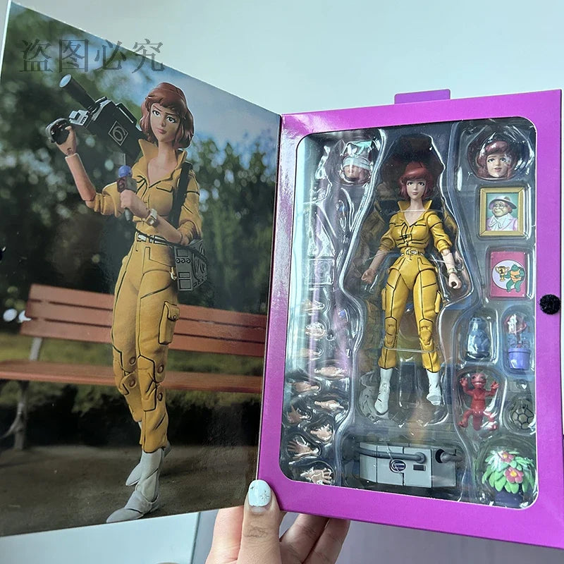 NECA Version 2.0 Yellow Clothes Female Reporter Action Figurine GK Statue Collection Model Toys Christmas Gift