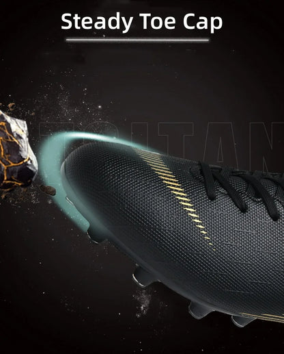 White Men's Football Boots Turf Sneakers Low-cut Soccer Shoes for Men Outdoor