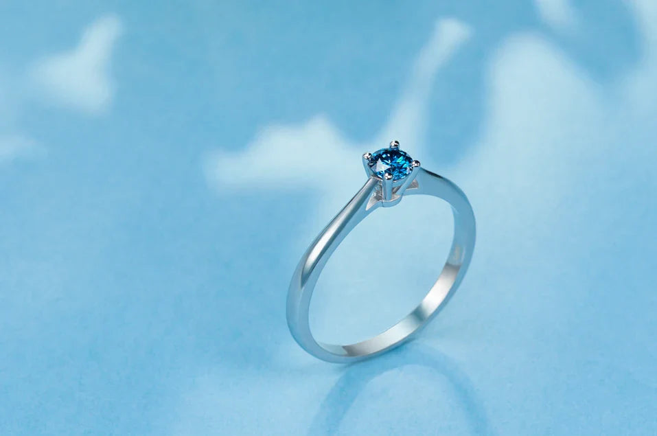 GIGAJEWE Moissanite 0.3ct 4mm Round Cut Blue/Pink/white 925 Silver Ring Diamond Test Passed Fashion Claw Setting Woman Girl Gift