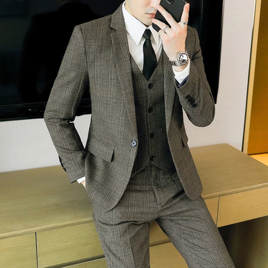 High Quality Suit (suit + Vest + Trousers) New Men's Stylish and Handsome 3/2 Piece Set Smart Casual  Four Seasons  Polyester