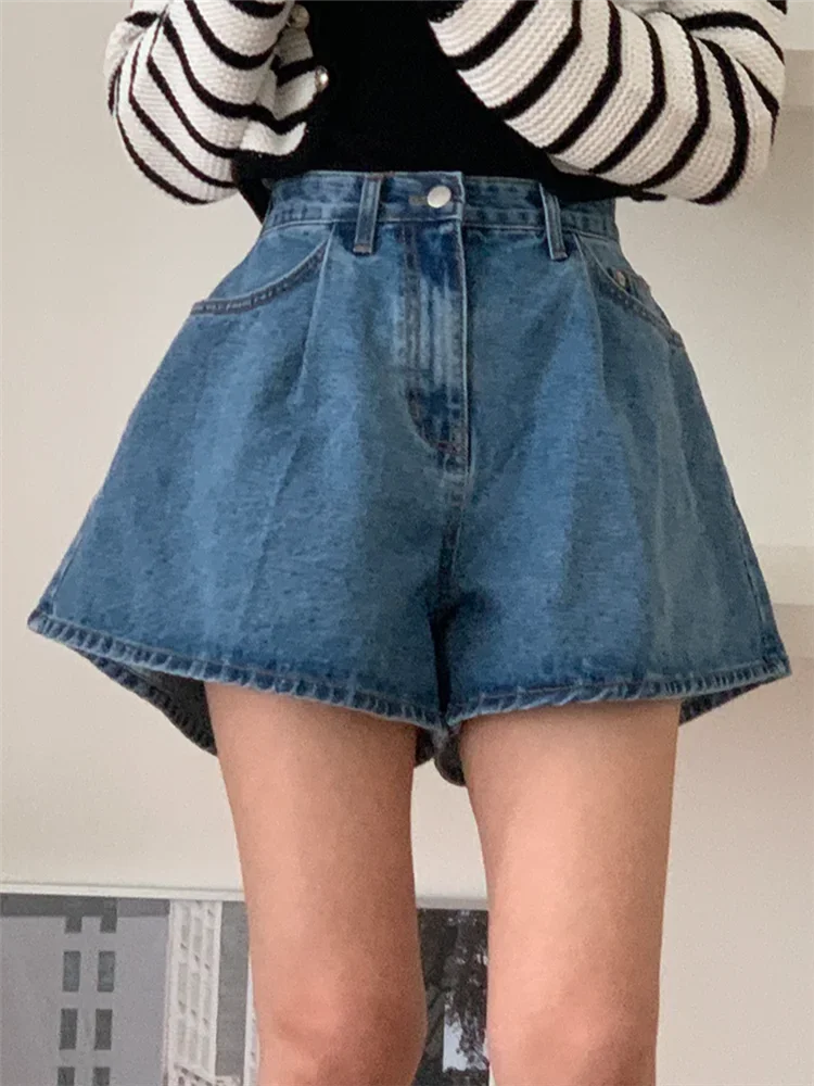 REALEFT 2024 New High Waist Washed Women's Denim Wide Leg Shorts Summer Buttons Casual Female Blue Jeans Trouses Pockets