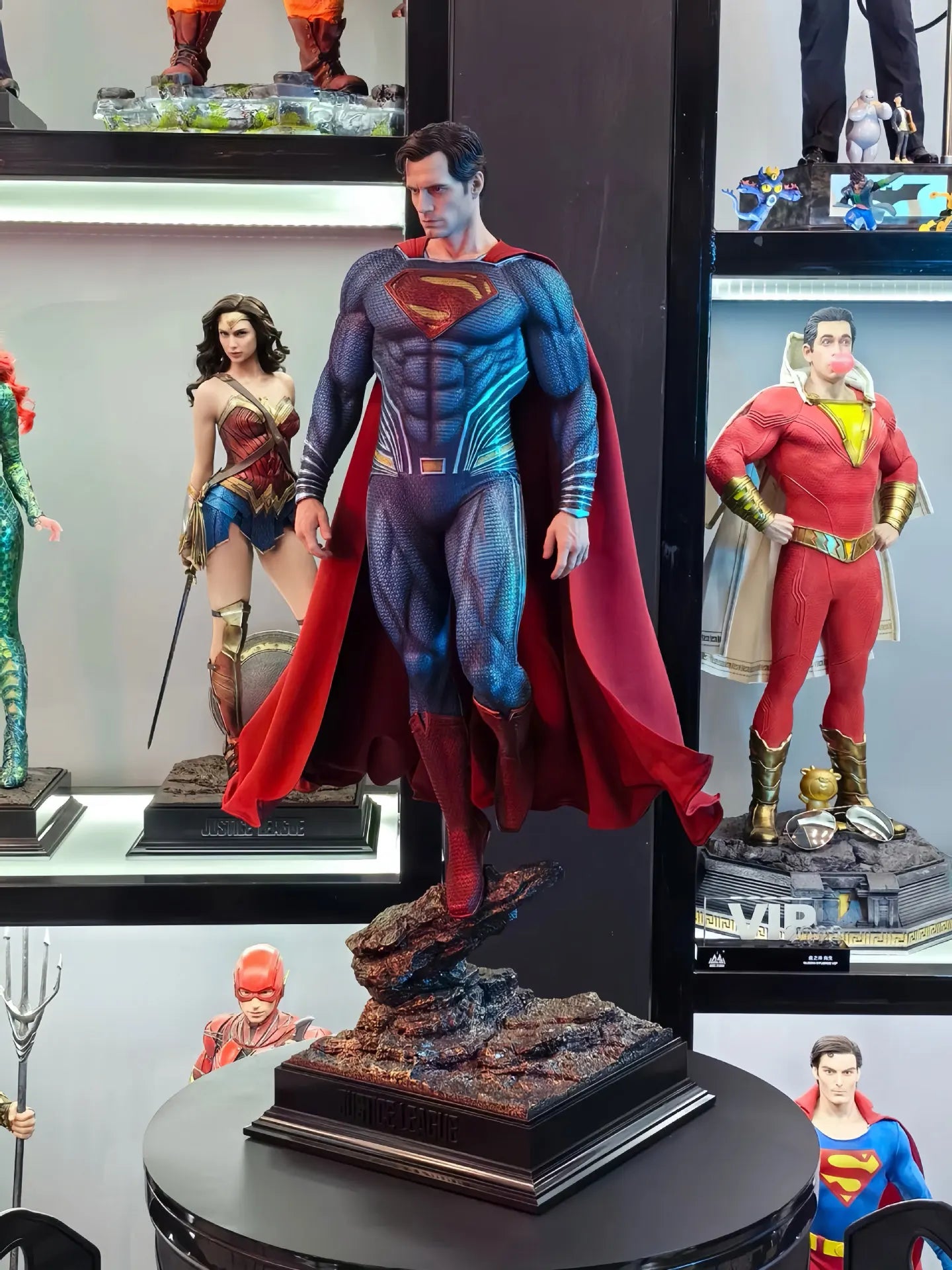 Super High Quality Dc Series Justice League Steel Man Superman Gk Statue Handmade Fashionable Model Ornament Birthday Gift Gift