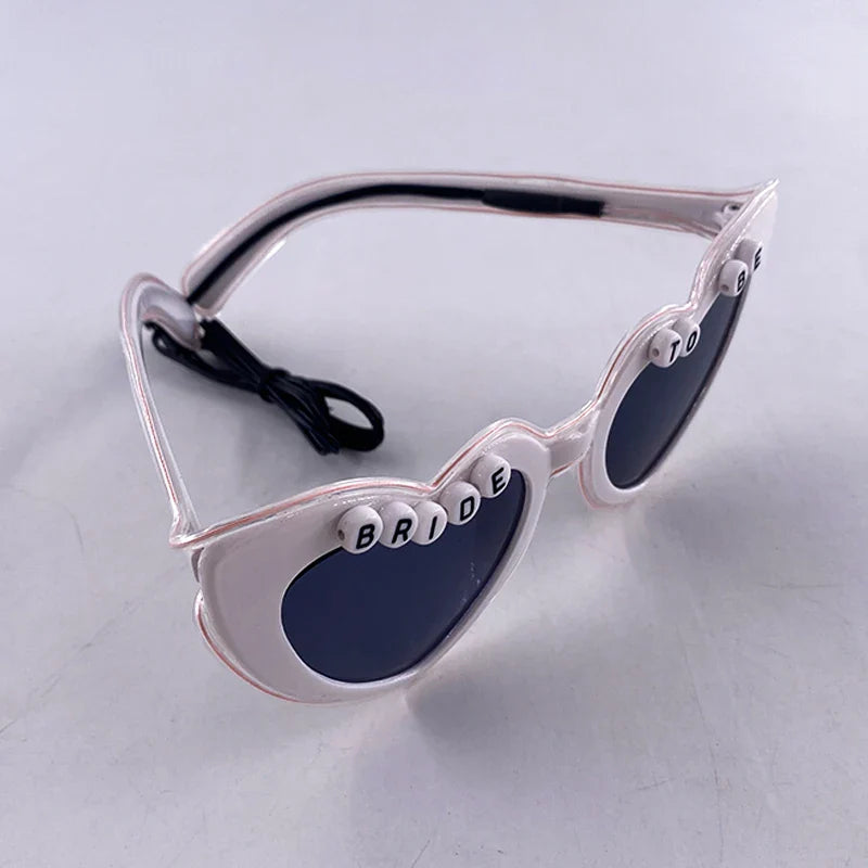 LED Just Married Glasses Wedding Bride To Be Surprise Gift Couple Glasses Souvenirs Glowing Heart Glasses Married Sunglasses