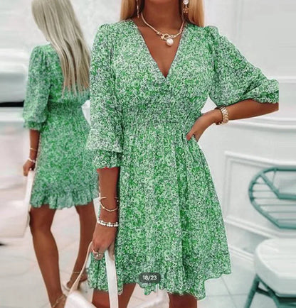 Plus Size Summer New Bubble Sleeves V-Neck Waist Pullover Bohemian Printed Short Sleeve Fragmented Flower Slim Fit A-Line Dress