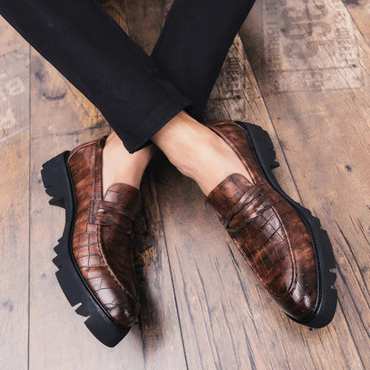 Men Leather Shoes outdoor Casual Formal Business Men's Shoes fashion Black Retro shoes Slip-On Mens Loafers Zapatos Hombre