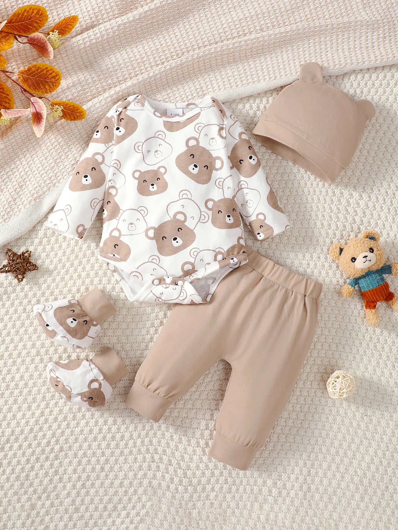 4 Colors 0-9 Months Newborn Baby Boy Autumn Clothing Set Bear Long Sleeve Bodysuit+Pants+Hat+Socks Cute Newborn Baby Gift Outfit