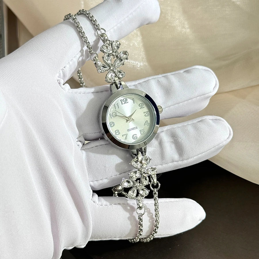 Live burst new diamond set flowers color diamond simple fashion pull bracelet watch women's watch