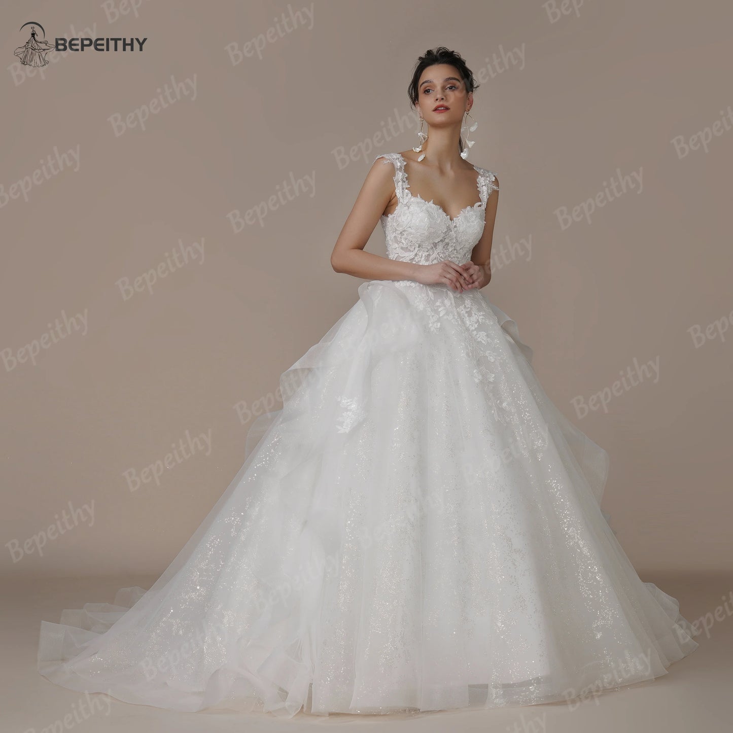 White Bridesmaid Dresses: Wedding Dresses For Bride Sleeveless Court Train Appliques