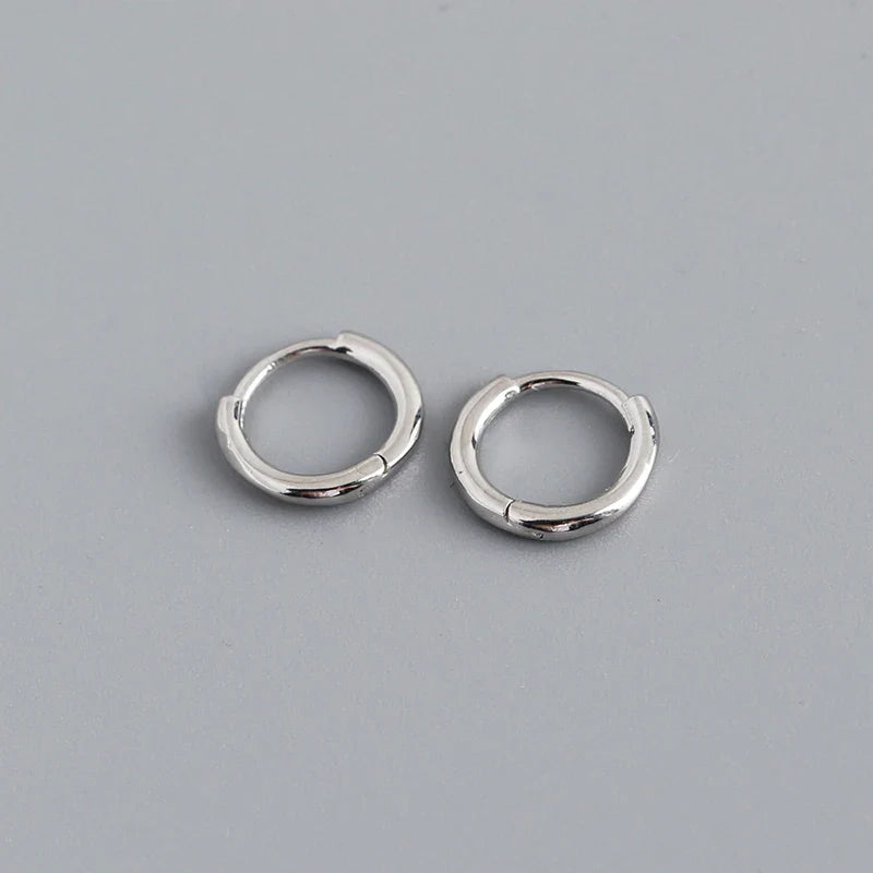 WANTME 925 Sterling Silver Fashion Simple Huggies Ear Buckle Accessories Minimalist Charm Ear Hoop Earrings for Women Jewelry