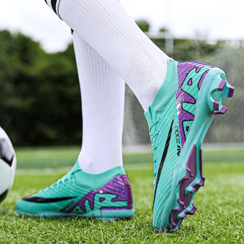 Sneakers Men Ultralight Soccer Shoes FG Football Boots Adult Futsal Sport