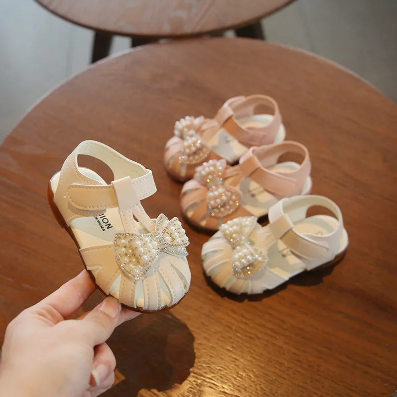 Baby Girls Shoes Bow-tie Sandals for Girls Kids Fashion Hollow Out Leather Shoe