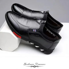 Mens Casual Shoes Spring Soft Leather Flats for Male Slip on Comfortable Walking