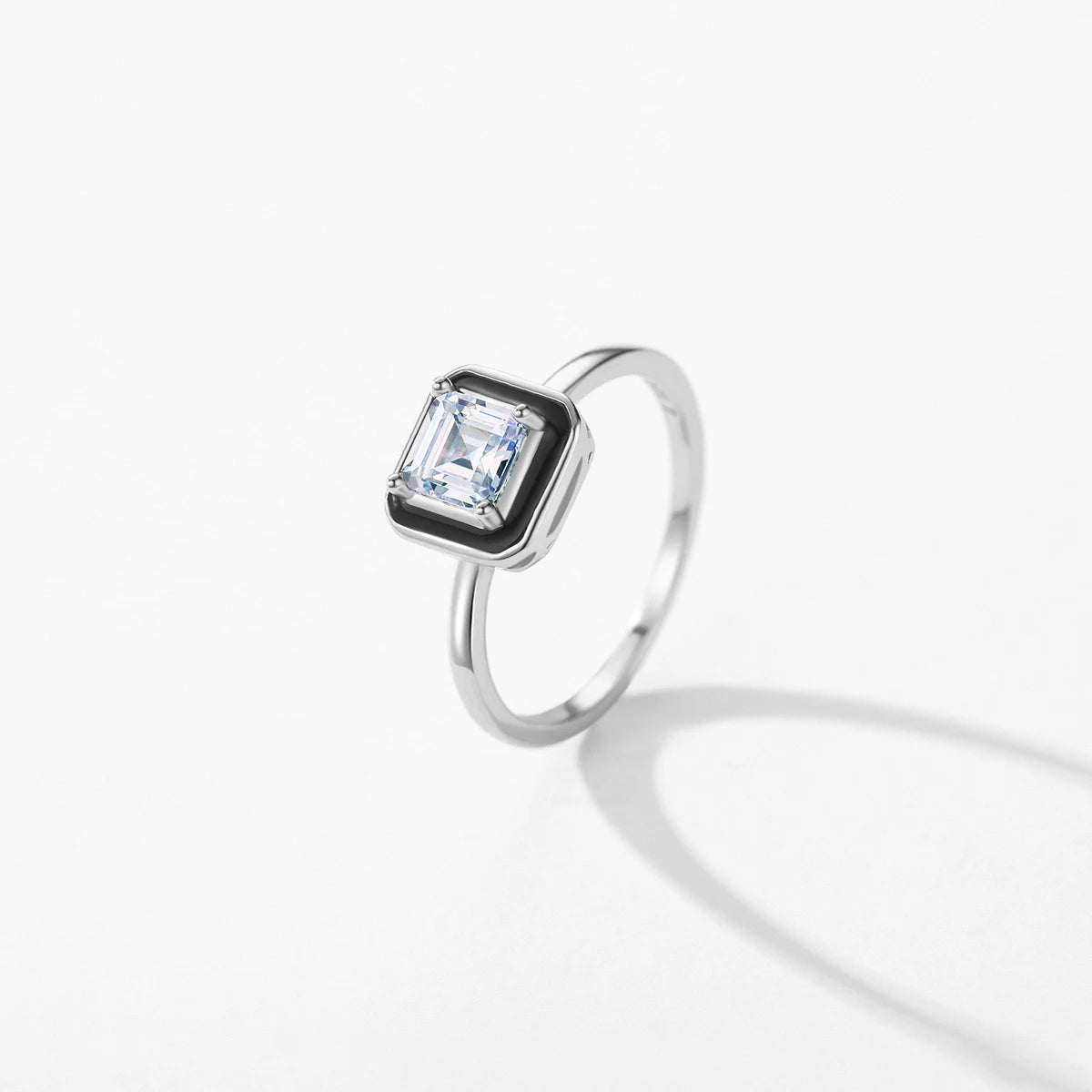 925 Sterling Silver Fashion Black Enamel Finger Ring Clear Square CZ Ring