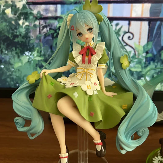 For beautiful girls, Cute Hatsune Miku figures, four-leaf clover flower fairy maiden models, decorative ornaments，birthday gift