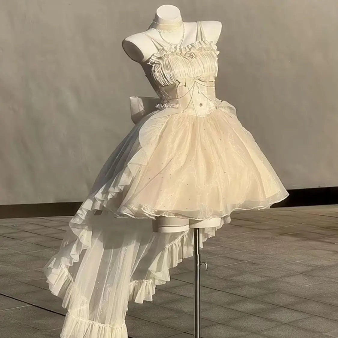 Summer New French Fashionable, Waist Wrapped, Slim and Slim Slim Sparkling Tailed Dress Short Skirt for Women