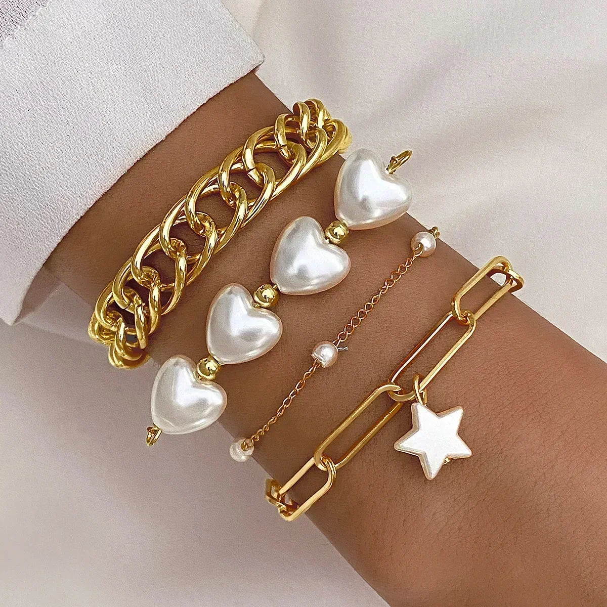 Hot Sale Exaggerate Individuality Metal Smooth Surface Water Drop Bangle for Woman  Adjustable Bracelet Paty Jewelry Daily Wear