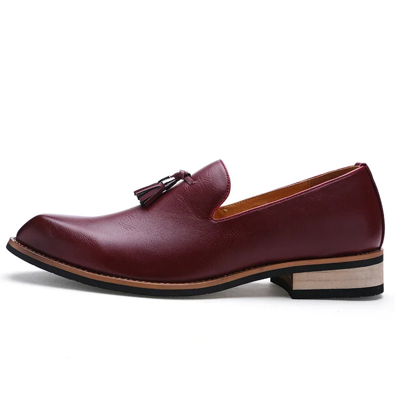 Men's Leather slip on Shoes Business Man Flat Classic Men Dress Shoes Leather Italian Formal Oxford shoes Zapatillas Hombre