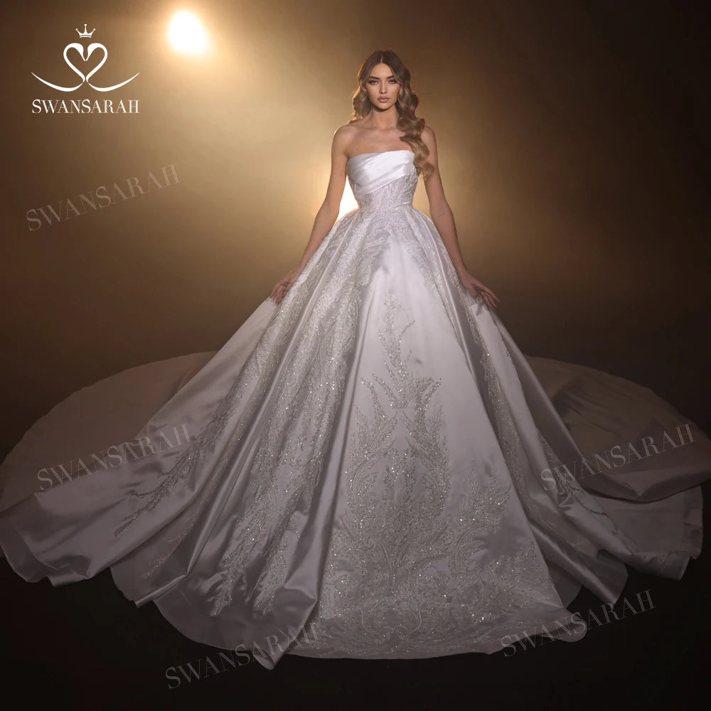 White Bridesmaid Dresses: Wedding Dress Luxury Beaded Satin A-Line Bride Gown