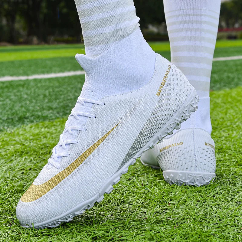 Football Boots Breathable Outdoor Lightweight Non-slip Training Soccer Shoes
