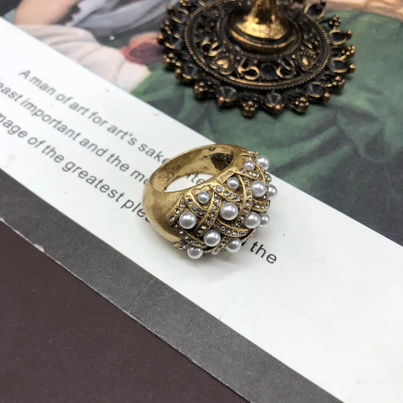 NISHIZAWA Pearls Stud Earrings for Women Inlaid Rhinestones Palace Style Elegant Jewelry Geometric Hyperbole Aretes De Mujer