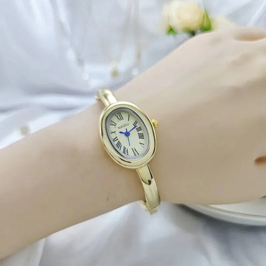 Brand Quartz Watch for Women Luxury Gift Girl Wristwatches Ladies Bracelet Wristwatches Stainless Steel Strap Small Dial Watch