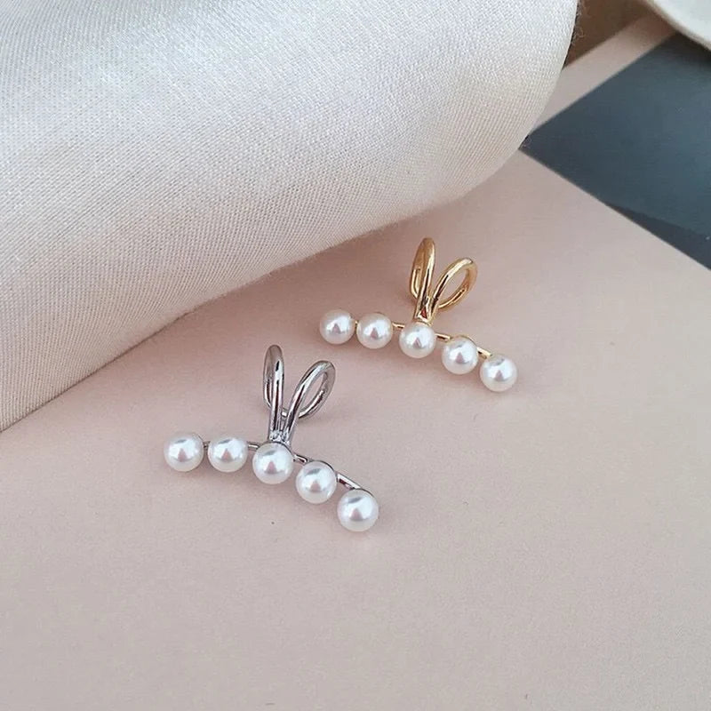 EVISPOL Fashion Exquisite Crystal Zerconia Ear Cuff Earrings for Woman Non Piercing Leaf Clip Earrings Christmas Jewelry Gift