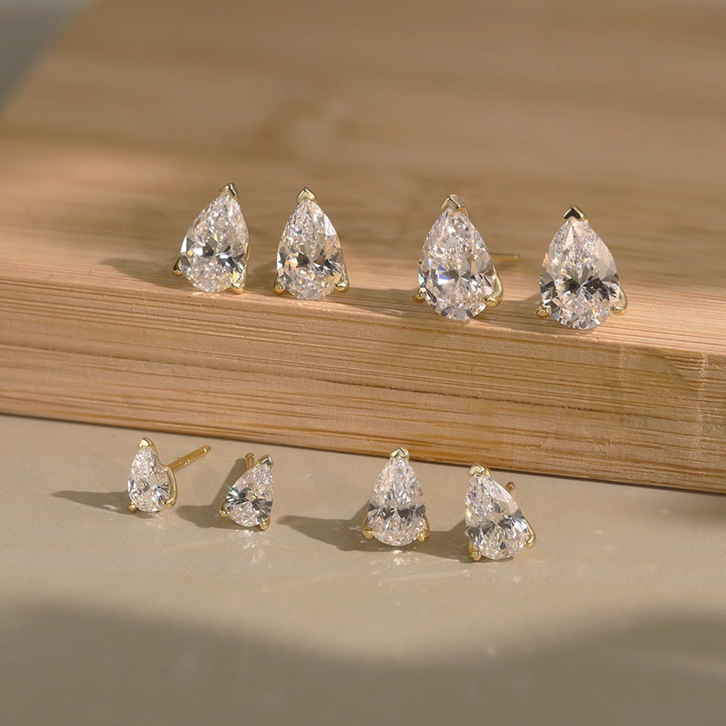 ORSA JEWELS 925 Sterling Silver Stud Earrings with Water Drop Cut Zirconia Stone, Elegant and Timeless Jewelry for Women LZE02