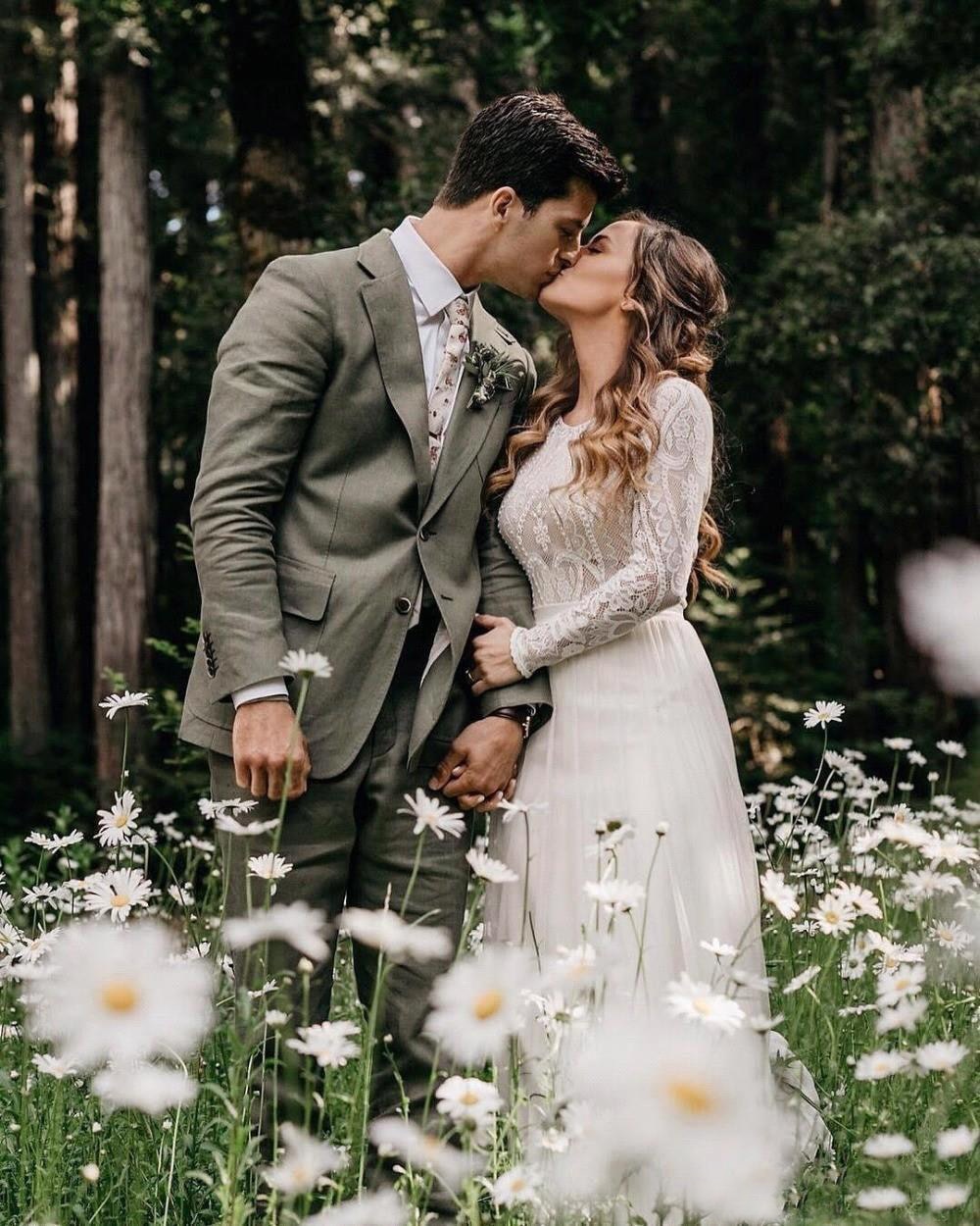 White Bridesmaid Dresses: Boho Wedding Dress for Women Bride Backless Long Sleeve