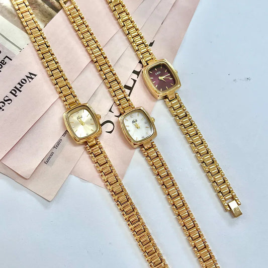 Bracelet Watch Retro TV niche high-end Gold Watches steel strip Waterproof Small Dial Women's Fashion Quartz Clock Wristwatches
