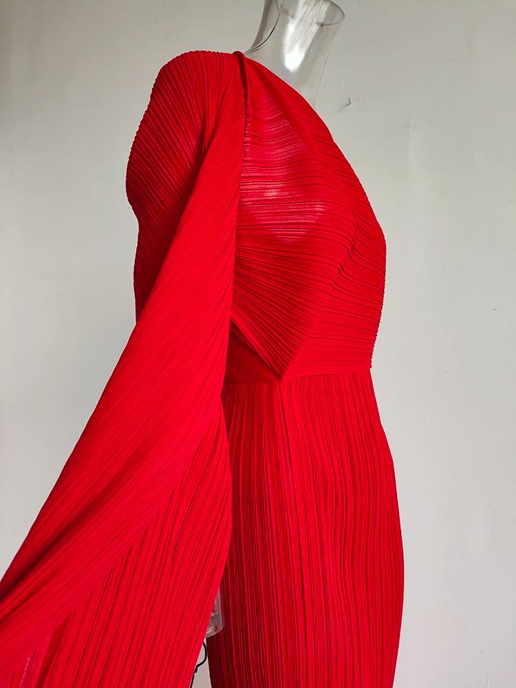 Evening Dresses: Party Dress Pleated Women Solid Color Asymmetric One Shoulder