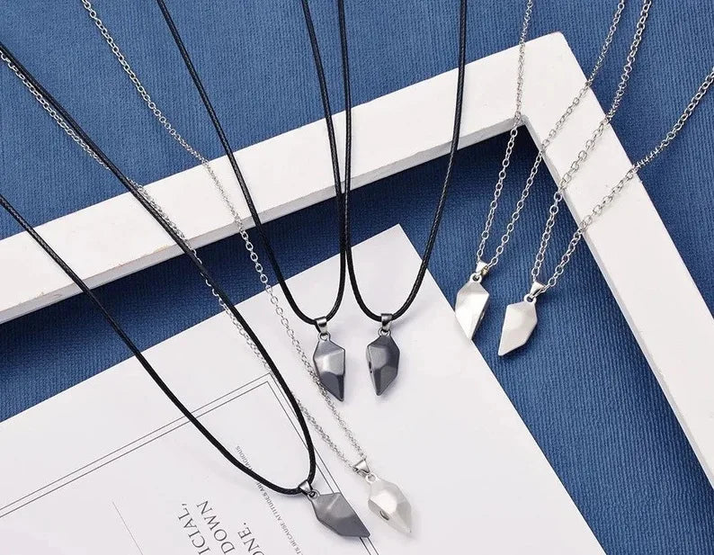 Good Simple Quality Couple Pendant Necklace Electrocardiogram,Magnetic Heart,Pendant Splicing Necklace Valentine's Day Gift
