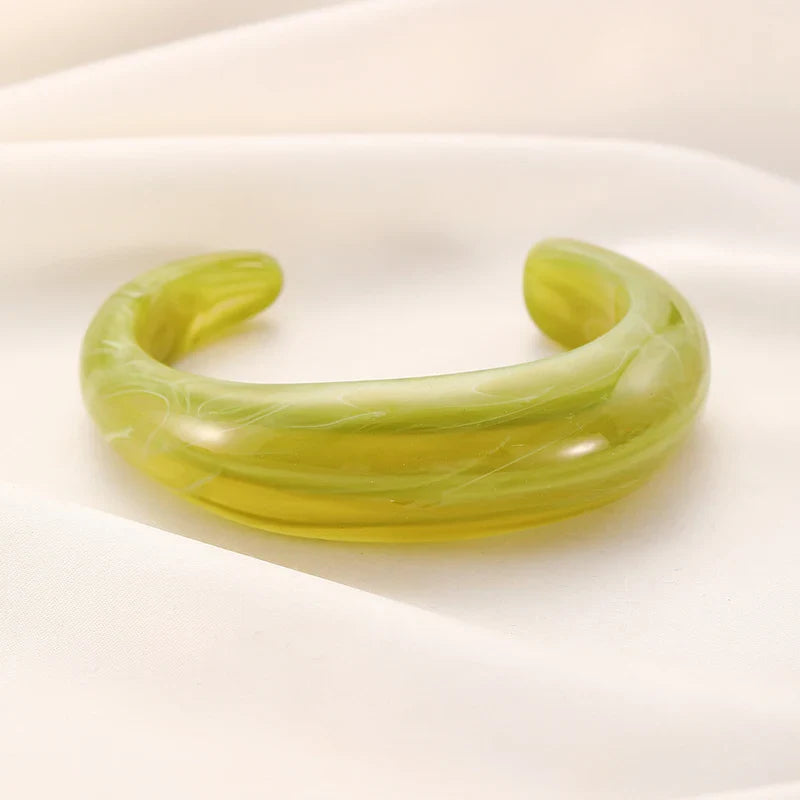 Fashion Unique Irregular Acrylic Cuff Bracelets for Women Simple Texture Multicolor Geometric Open Bangle Female Jewelry