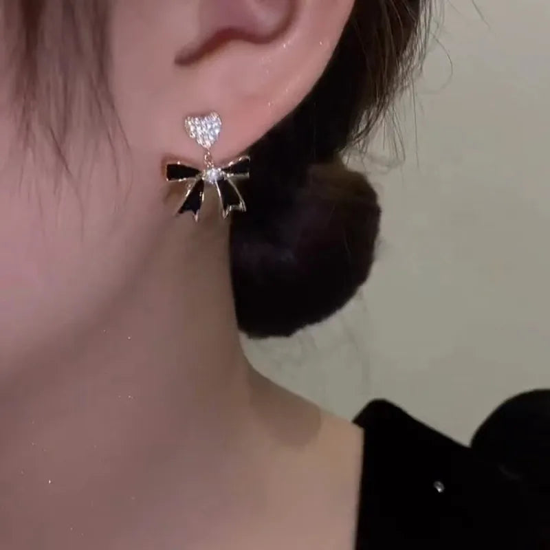 Simple Black Bow Love Earrings for Women Fashionable Personalized Beautiful Daily Accessories Party Jewelry Premium Gifts