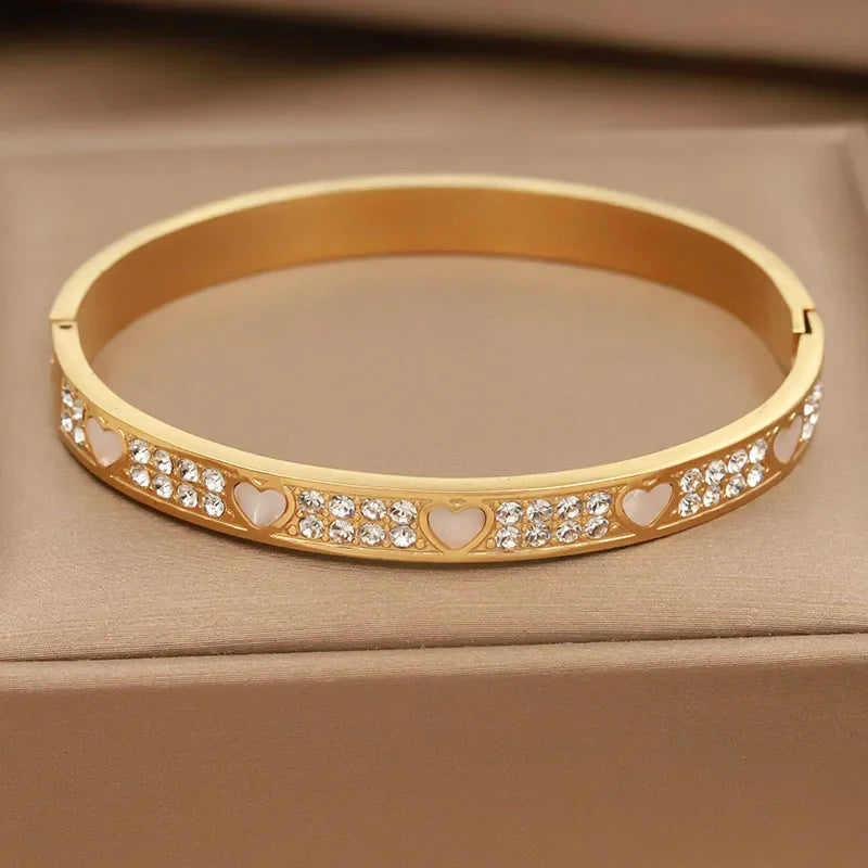 Classic Stainless Steel letter V Bangles for Women Luxury Zirconia Flower Star Bracelets Rust-proof Wrist Jewelry Gift Party