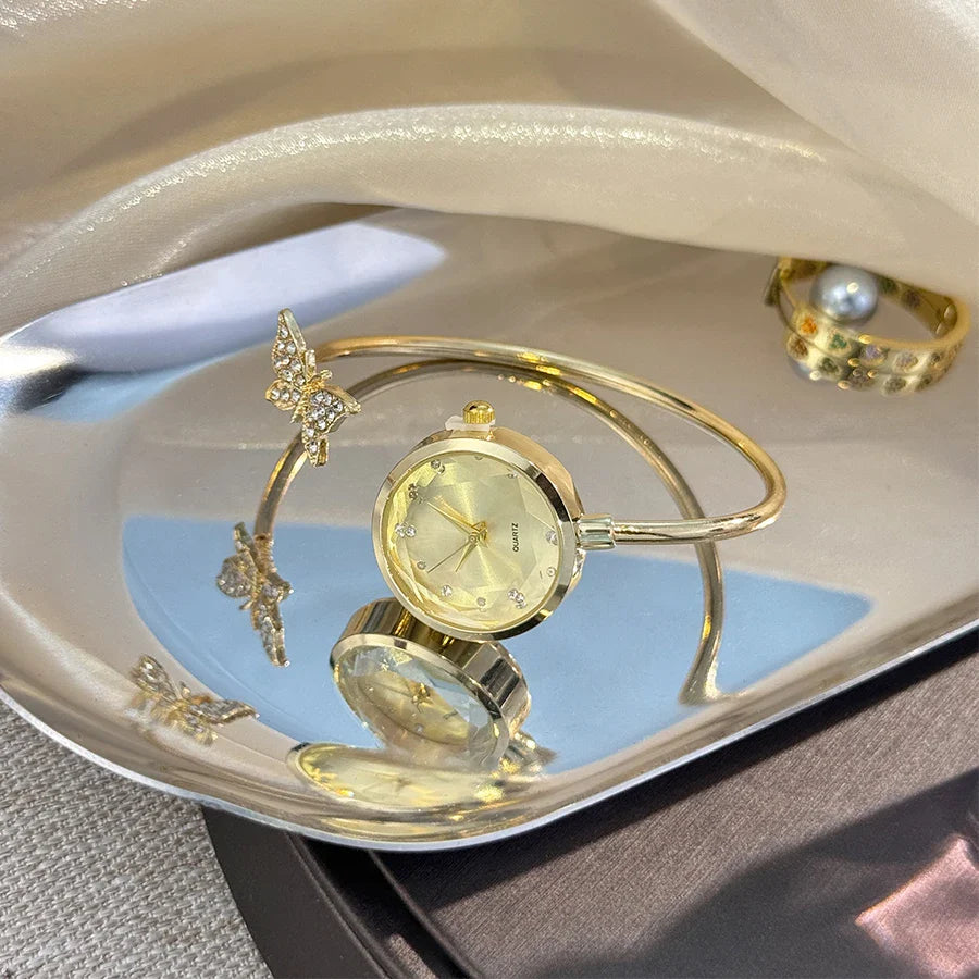 Romantic Butterfly Open Bracelet Luxury Fashion Ladies Quartz Watch Elegant Simple Wristwatch New Model Bestseller
