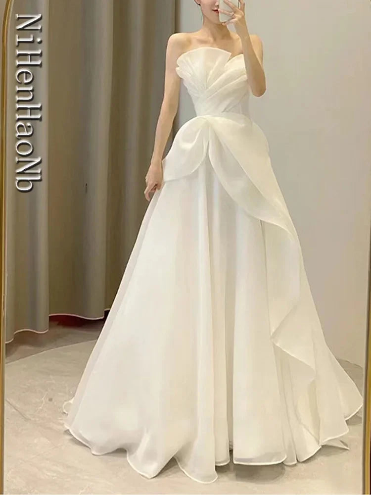 White Bridesmaid Dresses: Wedding Dresses Strapless Fashion Bride Dress