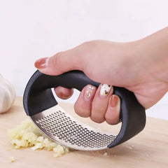 Stainless Steel Garlic Press Crusher Manual Garlic Mincer Chopping Garlic Tool Fruit