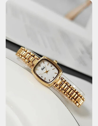Bracelet Watch Retro TV niche high-end Gold Watches steel strip Waterproof Small Dial Women's Fashion Quartz Clock Wristwatches