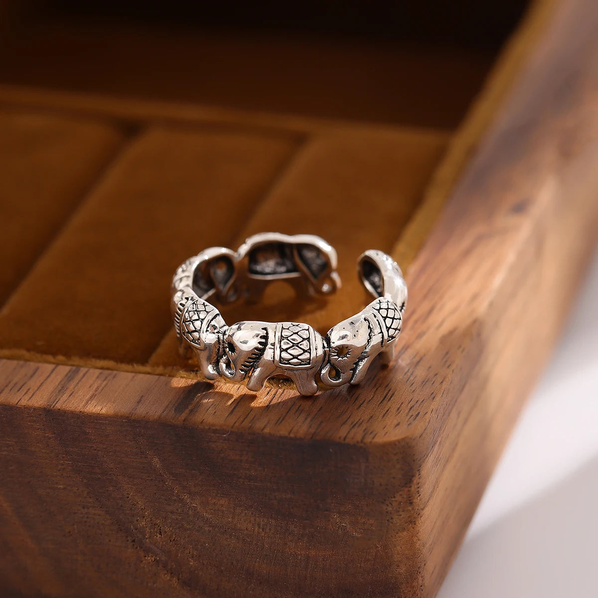 New Minimalist Retro Thai Silver Animal 925 Sterling Silver Jewelry Personality Elephant Group Exquisite Opening Rings  R202