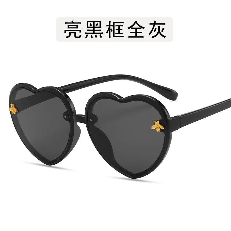 Fashion Heart Kids Sunglasses Children Retro Cute Pink Cartoon Sun Glasses Frame Girls Boys Baby Sunglasses UV400 Eyewear