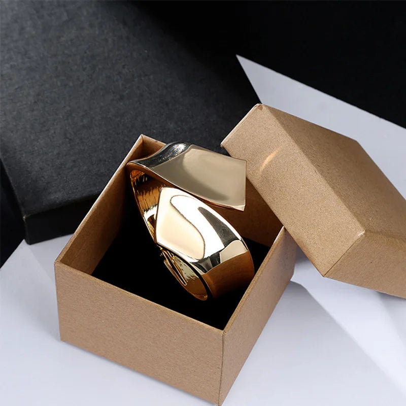 Mewanry Smooth Irregular Geometric Cuff Bracelets For Women Couples Exaggerated Simple Temperament Classic Engagement Jewelry