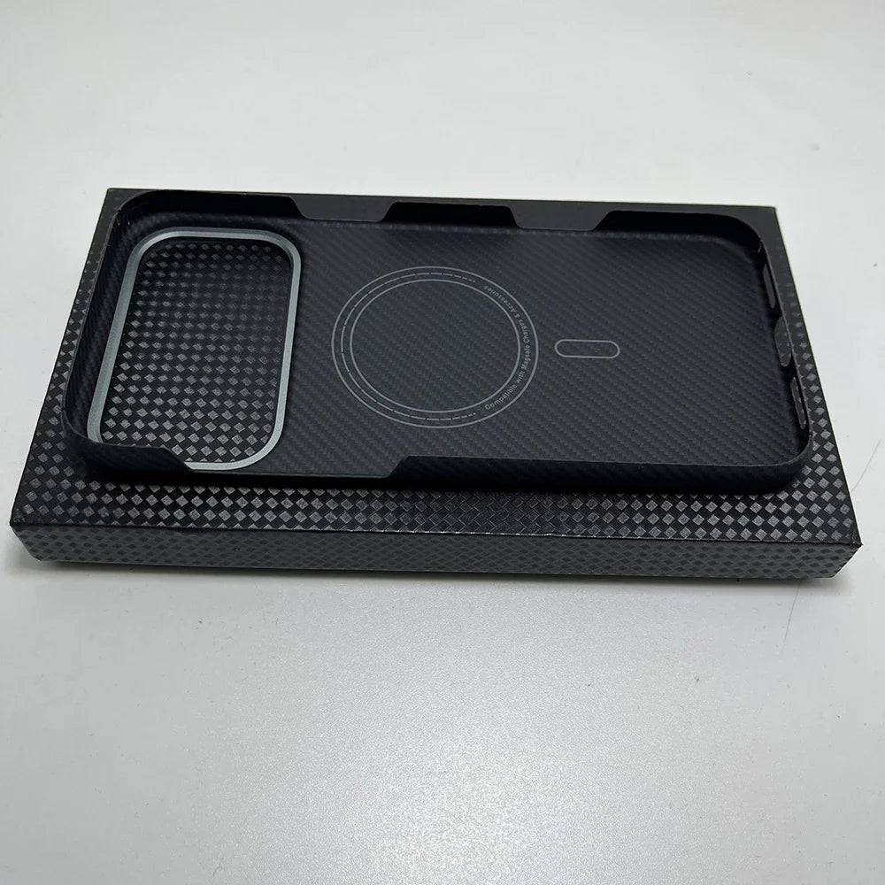 Really Carbon Fiber Case for Iphone 17 Pro Max Case for Magsafe Magnetic Ultra-Thin Lightweight for Iphone17 Pro aramid Cover