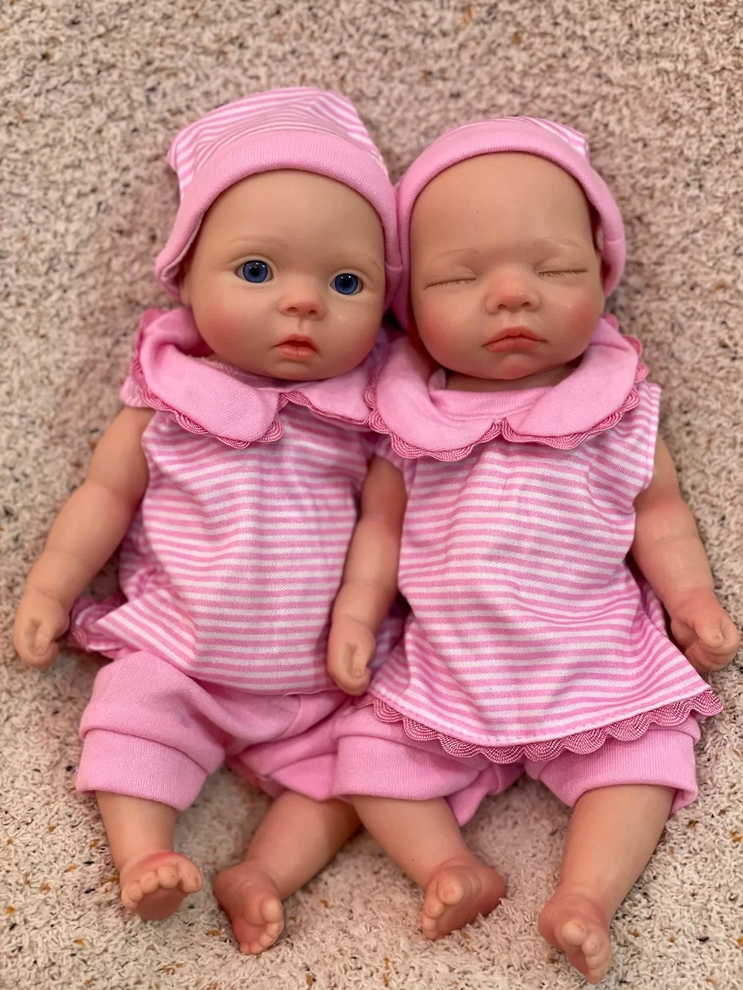 8styles/26cm Open and Close Eyes Cute Soft Full Body Solid Silicone Girl 3D Painted Skin Lifelike Real Corpo De Silicone Doll