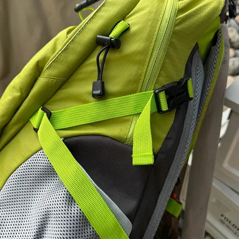 Outdoor Hiking Rucksack Backpack Mountaineering Bag for Men Women Sports Trekking Backpack Light Travel Camping