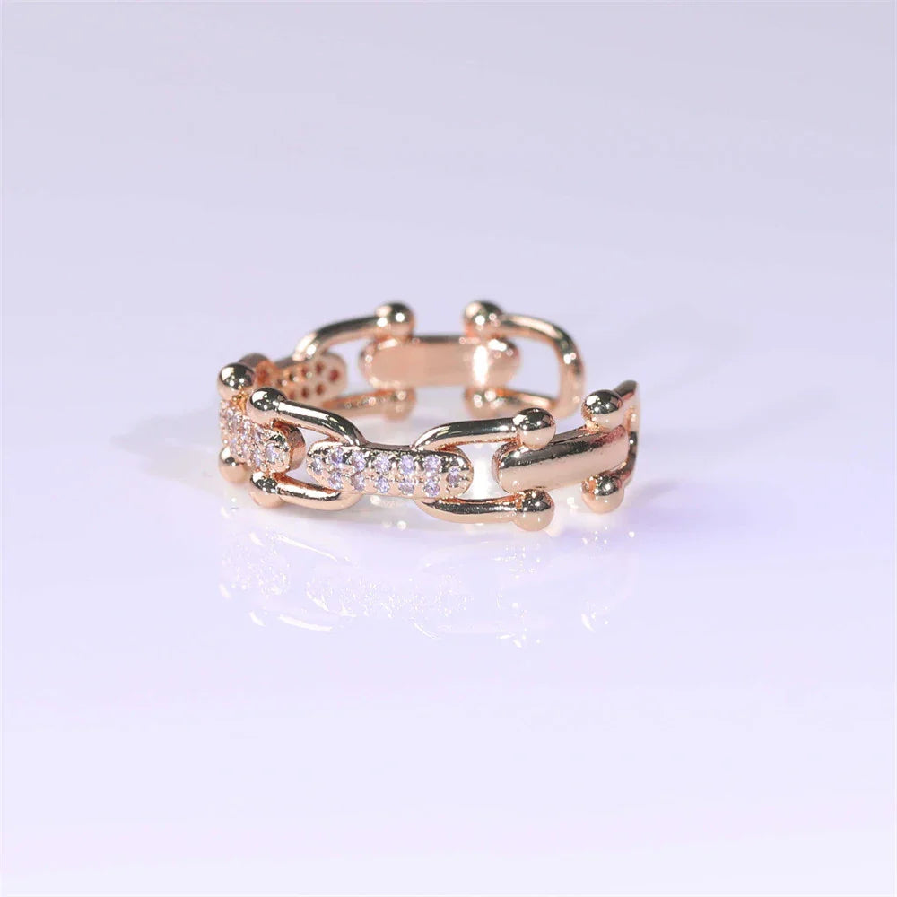 Simple and Elegant Ring Female Line Twisted Rope Ring Temperament Fashion Exquisite Jewelry