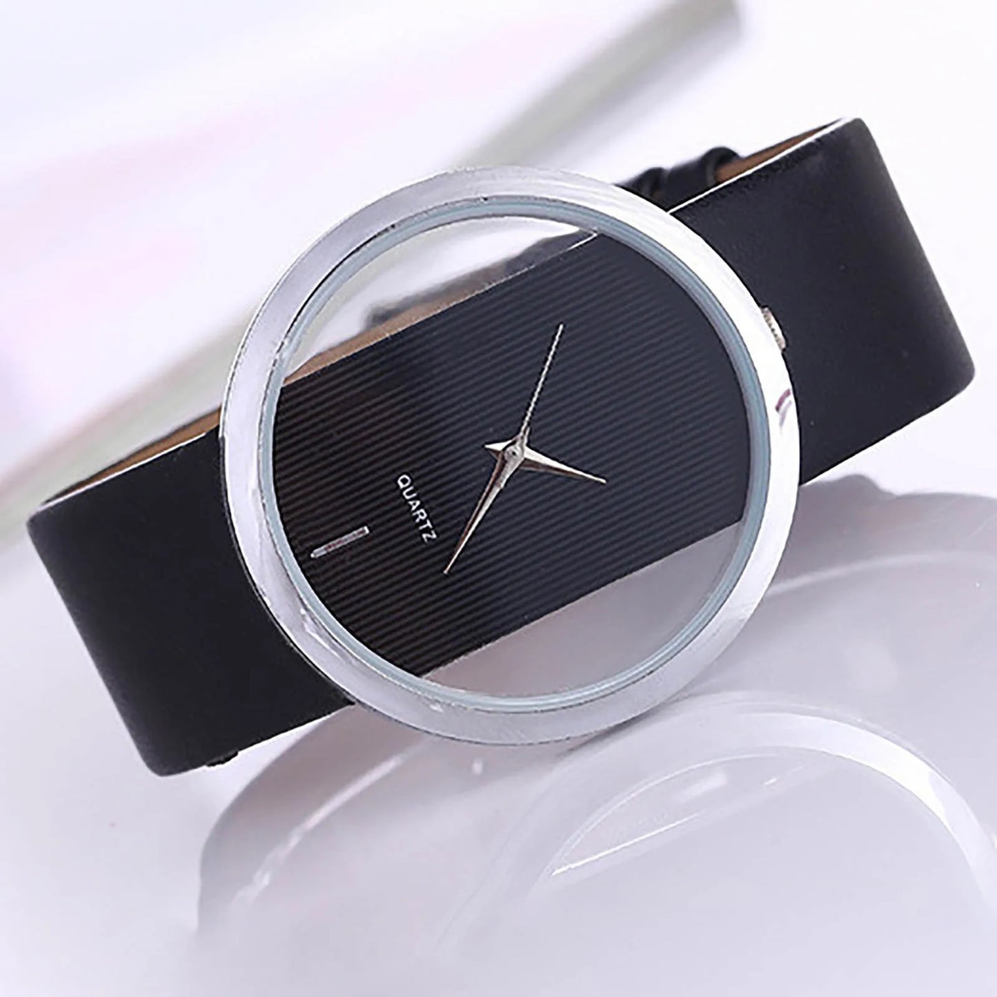 Women'S Simple Quartz Wristwatch Leather Strap Luminous Circular Dial Elegant Ladies Wristwatch Women'S Watch Gift
